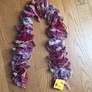 Child’s Purple and burgundy twirled lace scarf